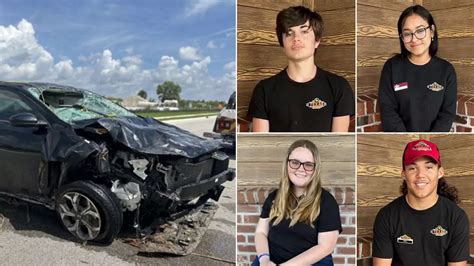5 teens killed when car crashes into Florida retention pond